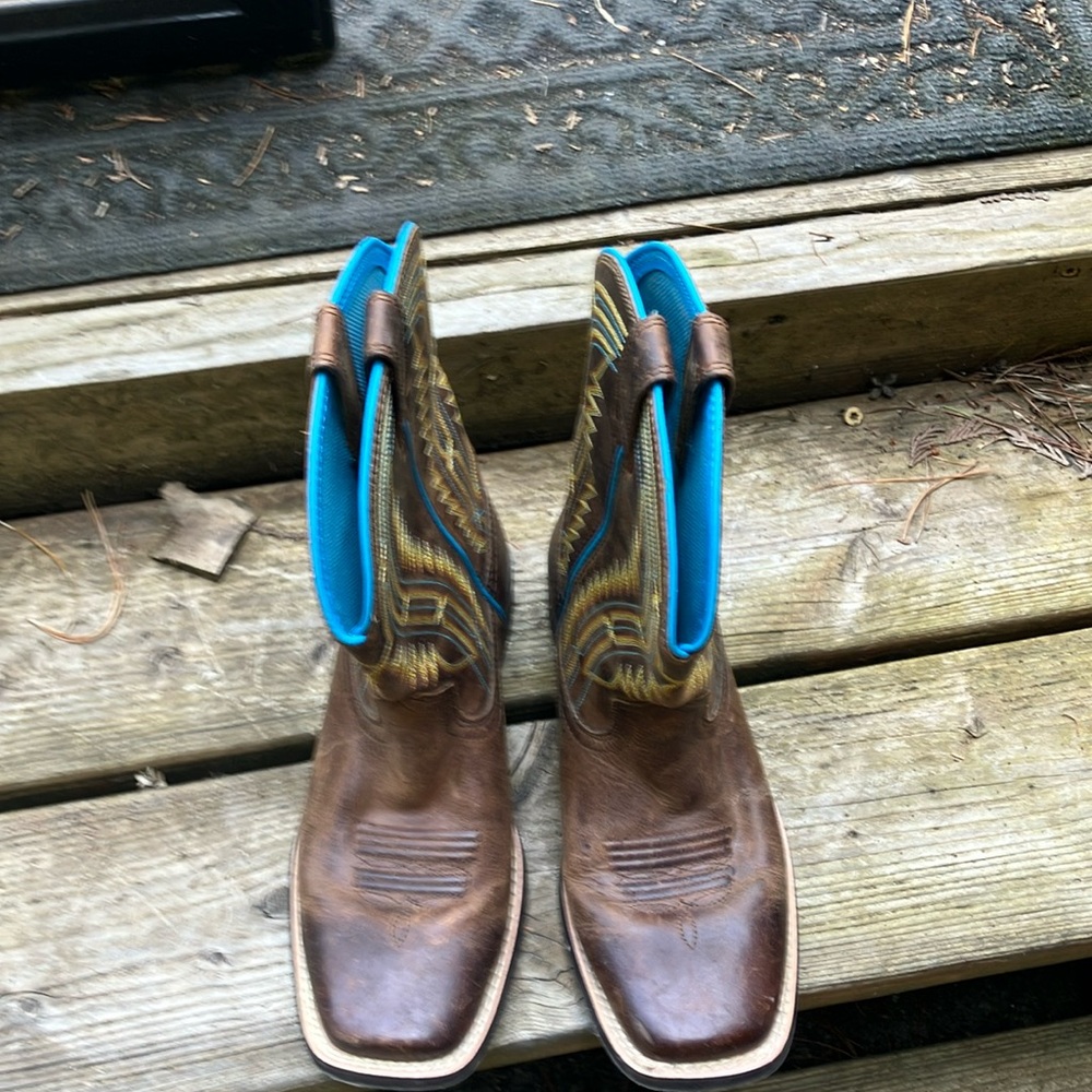 Men's Brown and Blue Western Boots